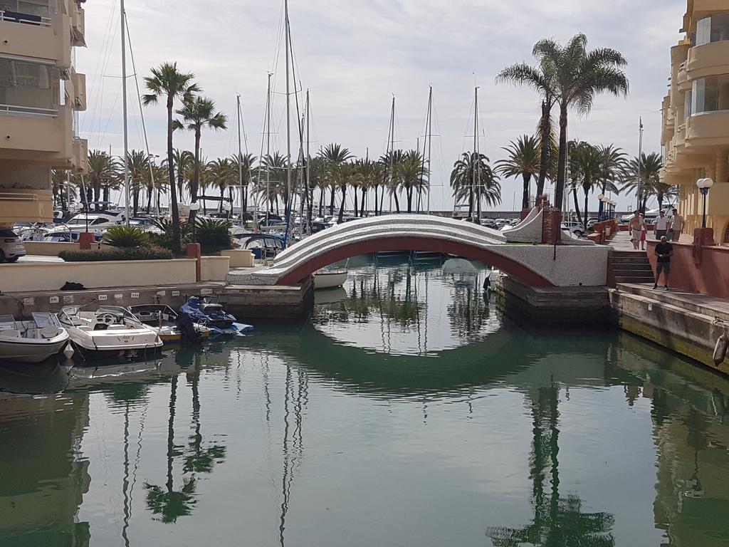 Isla Benalmadena Apartment Bagian luar foto